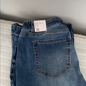 Lane Bryant signature fit flare mid-rise